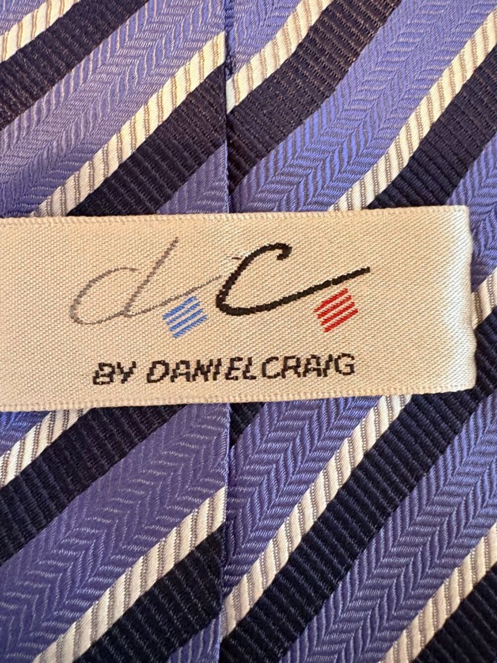 DC by Daniel Craig Navy Light Blue Silver Herringbone Stripe 100% Silk Tie Wide - Picture 3 of 4